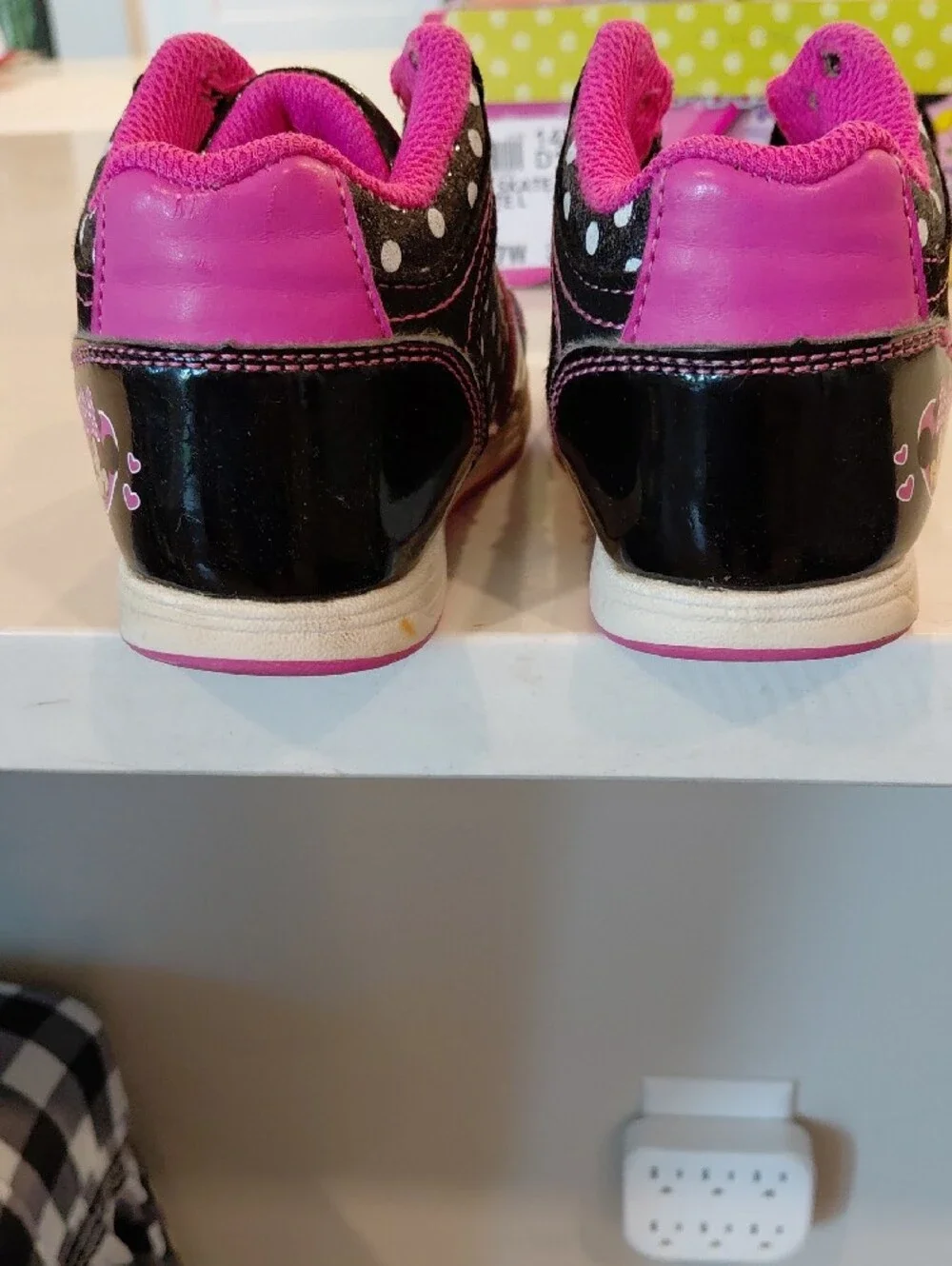 Disney Black and Pink Girls' Slip-On Sneakers with Minnie Accents..SIZE 7W